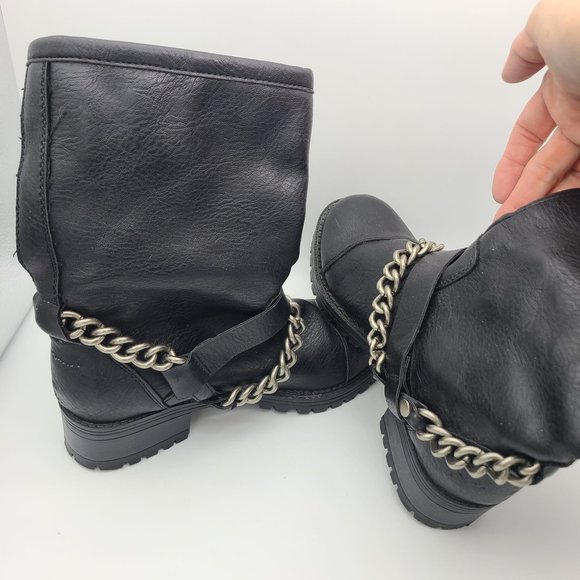 Kendall & Kylie Buckle and Chain Moto Boots - Picture 6 of 10